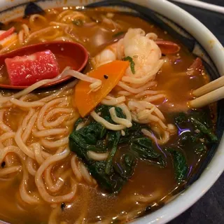 R8. House Spicy Ramen