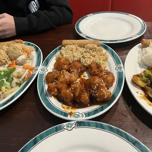 Chicken and Chicken with Vegetables, Sesame Chicken, beef, and vegetables.