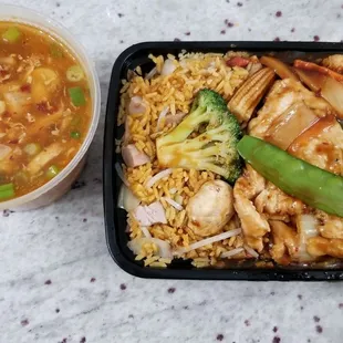 Hot &amp; Sour Soup. Hunan Chicken.