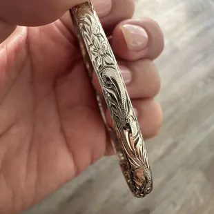 White gold design is like my ring