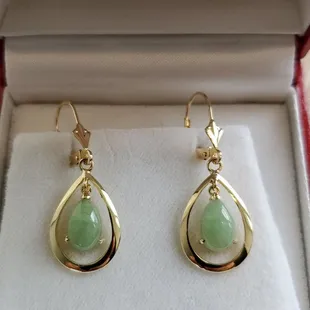 Custome cut and set Jadite Jade