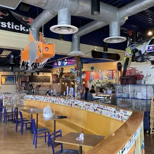 sushi and sashimi, interior