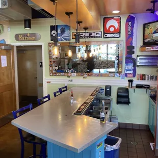 sushi and sashimi, interior