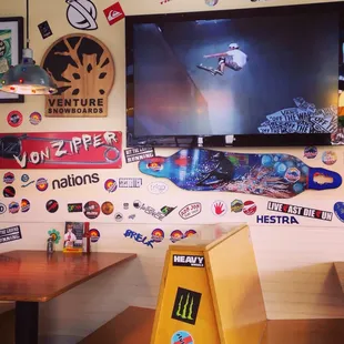 Relaxed atmosphere. TVs to watch while you eat.