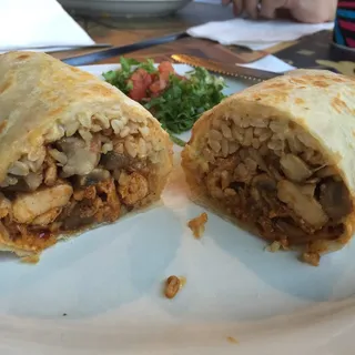 Mr Lee's Screamin' Chicken Burrito