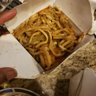 Shrimp lo mein