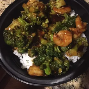 The best Shrimp Broccoli ever!!