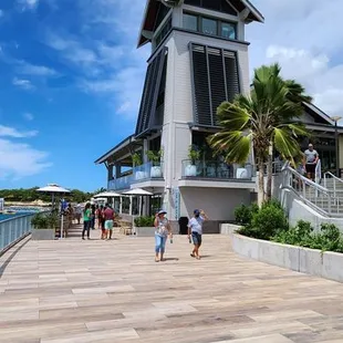 The back lagoon walk way.  There is a Restaurant strait ahead