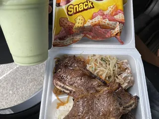 Sushi & Kalbi Mart