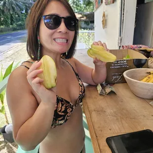 Complimentary star fruit