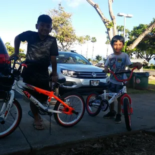 01.28.18 the Maka's aka Na Maka. Makakoa and Makaalii. #CalabashCousins