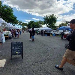 Full row of vendors 10/15/23