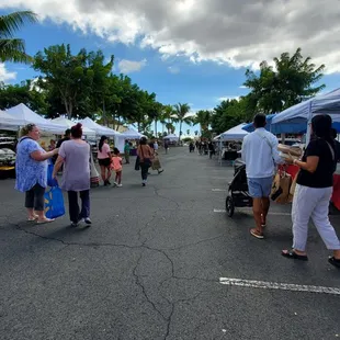 Full row of vendors 10/15/23