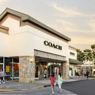 Waikele Premium Outlets