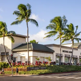 Waikele Premium Outlets Entrance