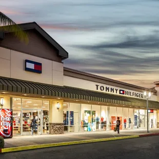 Tommy Hilfiger at Waikele Premium Outlets