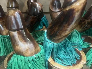 Waikiki Discount Mart