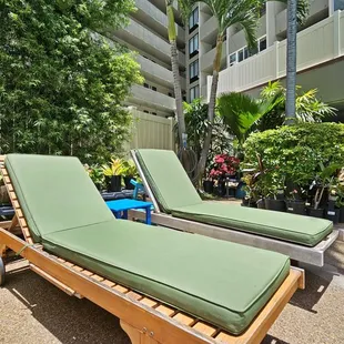 Common area pool with recliners