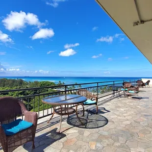 10th floor common area sundeck