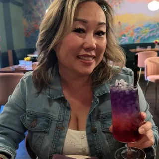 Mai Y.