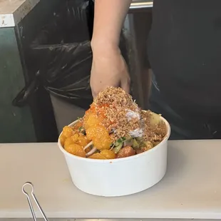medium sized poke