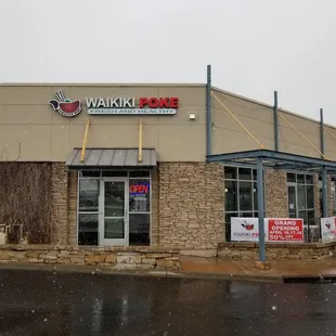 The front of Waikiki Poke. Right beside DD's Pizza