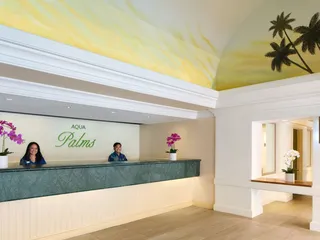 Aqua Palms Waikiki