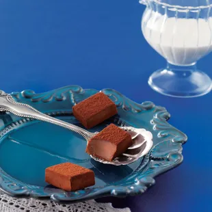 Shop ROYCE&apos; Chocolate&apos;s classic topseller, the Nama Chocolate &quot;Au Lait&quot; at Waikiki Tea House.