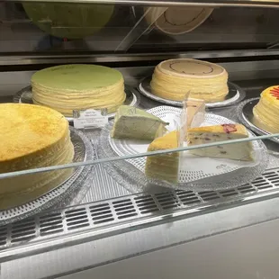 Crepe cakes