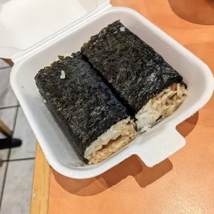 Spam musubi.