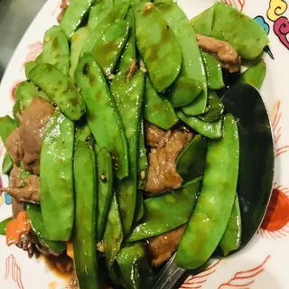 Black Mushroom & Chinese Peas with Oyster Sauce