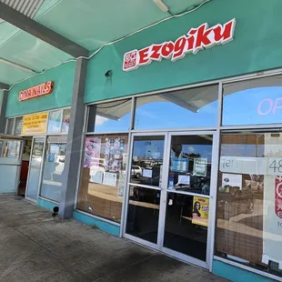 Tea Spot, Diva Nails, and Ezogiku are all in a row