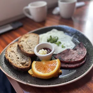 2 eggs + Bacon/Ham + toast