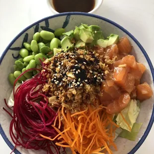 Salmon poke bowl