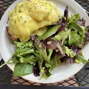 Classic Eggs Benny