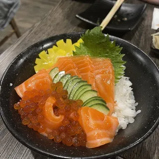 Salmon Ikura Don