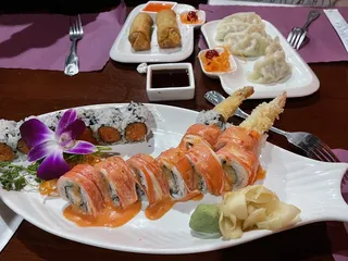 Xiaos' Hibachi and Sushi