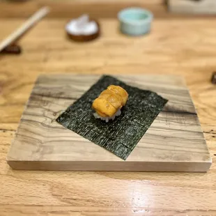Uni hand roll
