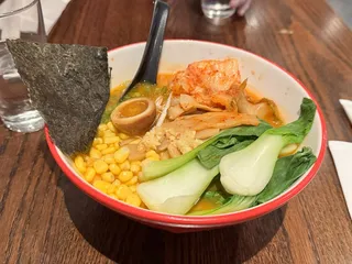 Hakata Ramen & Sushi