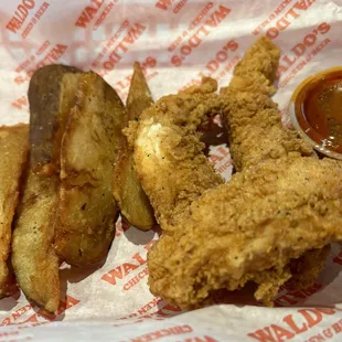 A very nice 3-piece tender and potato wedges. Small but filling.