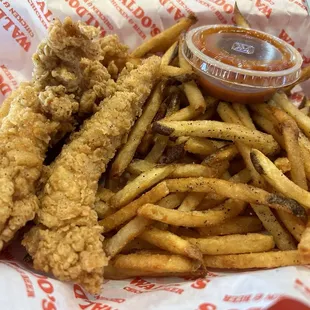 My fave ...tenders &amp; fries. (With Rocket sauce)