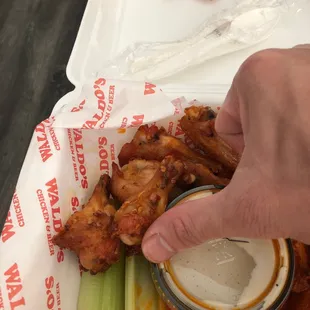 Thumb size wings and flats