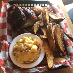 Fire roasted chicken with potato wedges and mac &amp; cheese