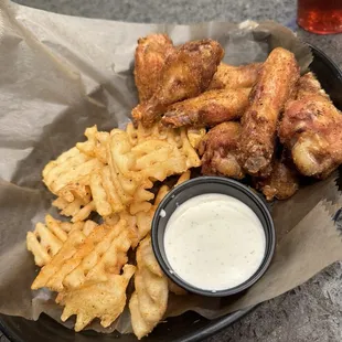 Wings (8) &amp; Fries
