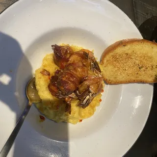 Voodoo Shrimp & Grits