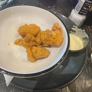 The rest of some of the best fries Fried Alligator App.