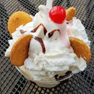Gimme S&apos;more at Walker Brothers