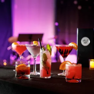 Full craft cocktail program