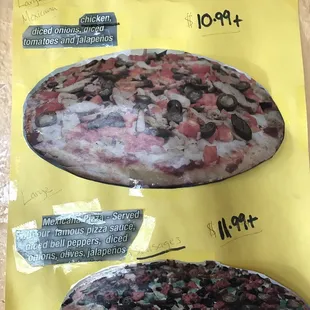 two different types of pizza