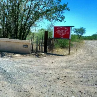 the entrance to the farm